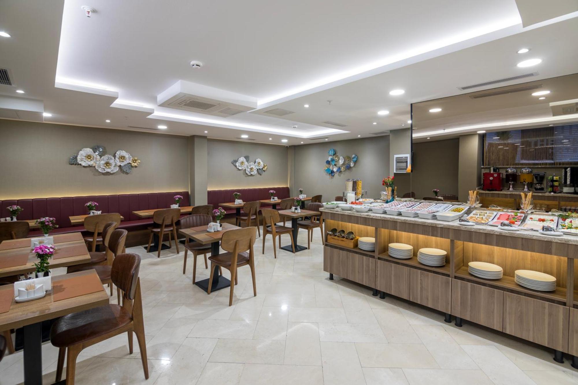 The Omiya Hotel Истанбул Екстериор снимка