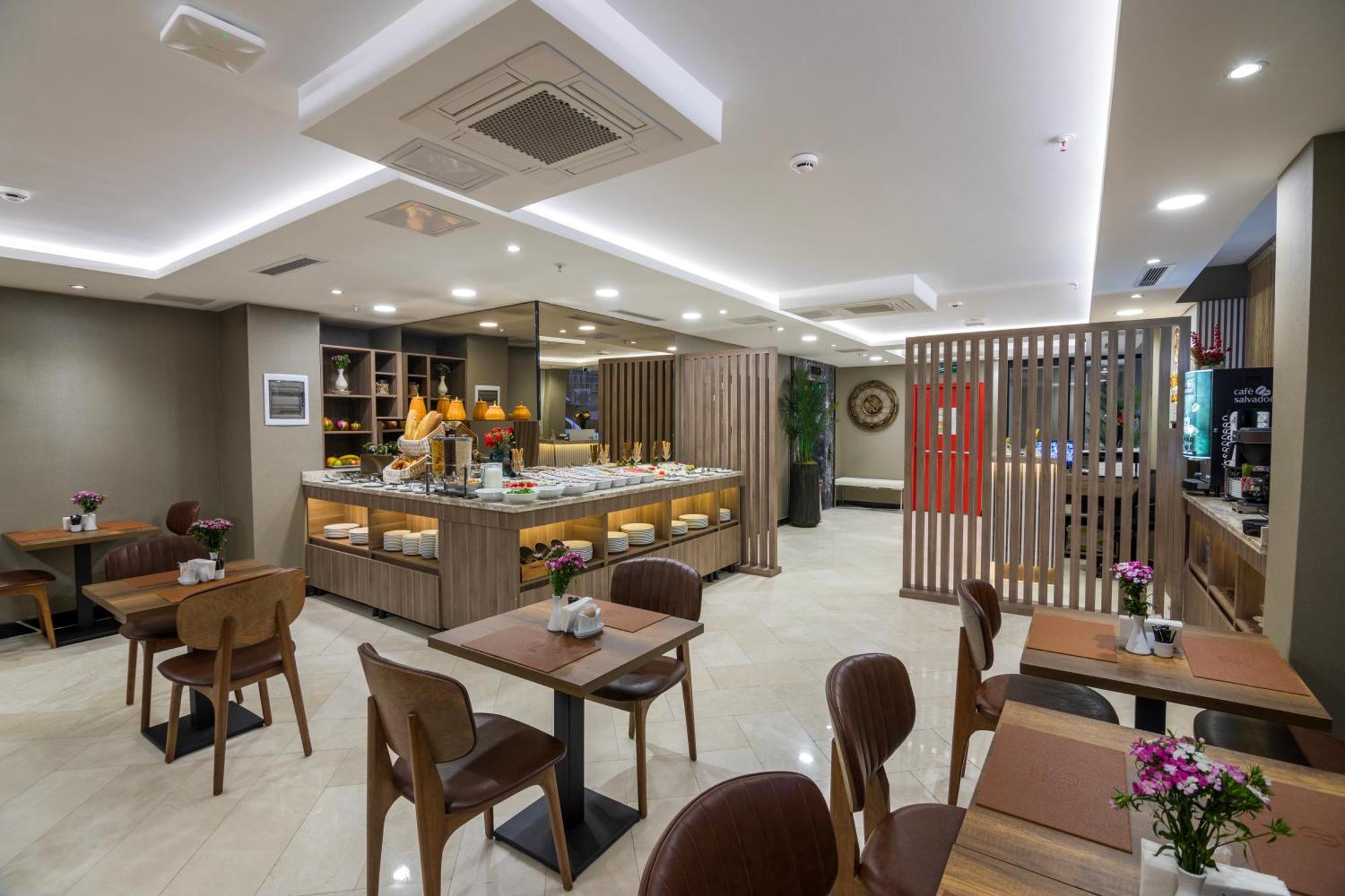 The Omiya Hotel Истанбул Екстериор снимка