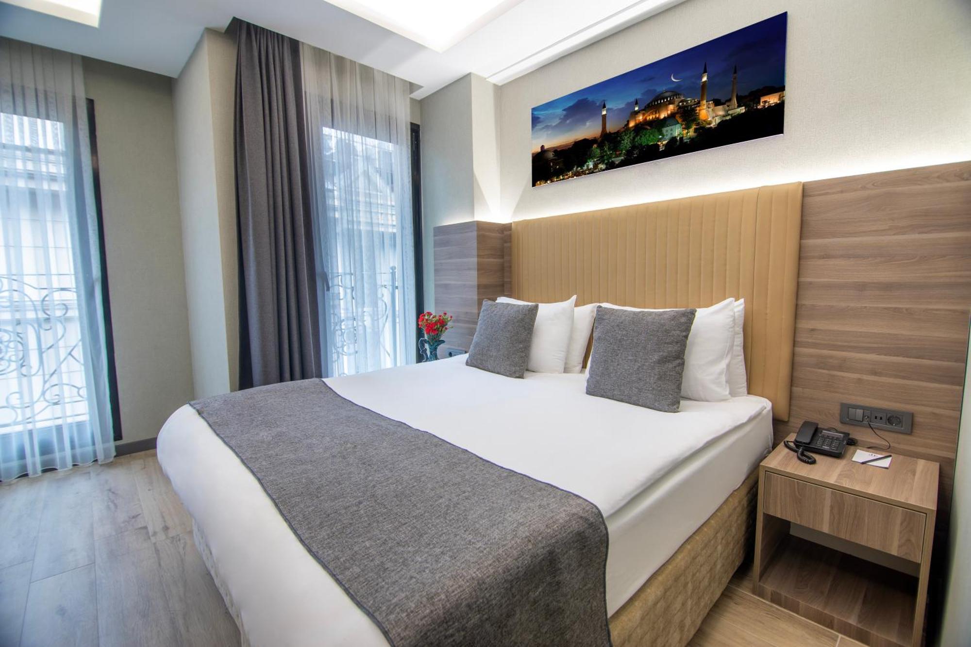 The Omiya Hotel Истанбул Екстериор снимка