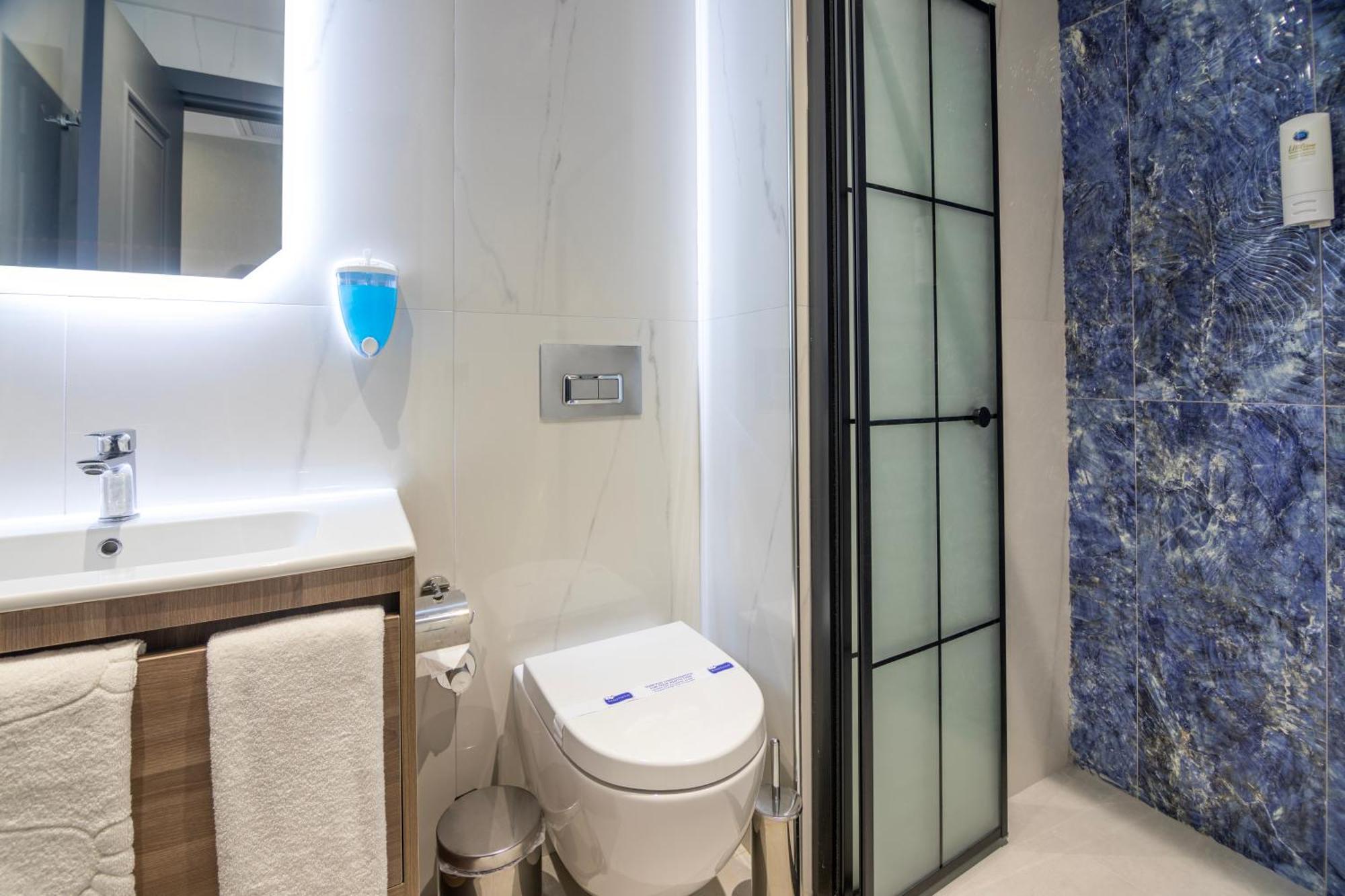 The Omiya Hotel Истанбул Екстериор снимка